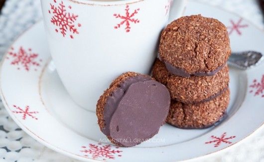 peppermint chocolate macaroons