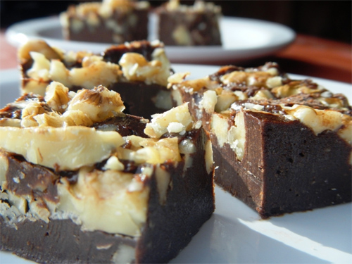 Super_Walnut_Coconut_Oil_Fudge